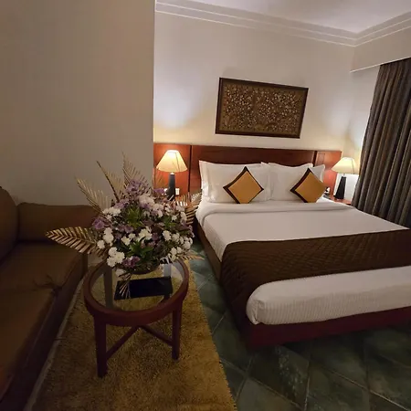 Harrisons Hotel Chennai Exterior photo